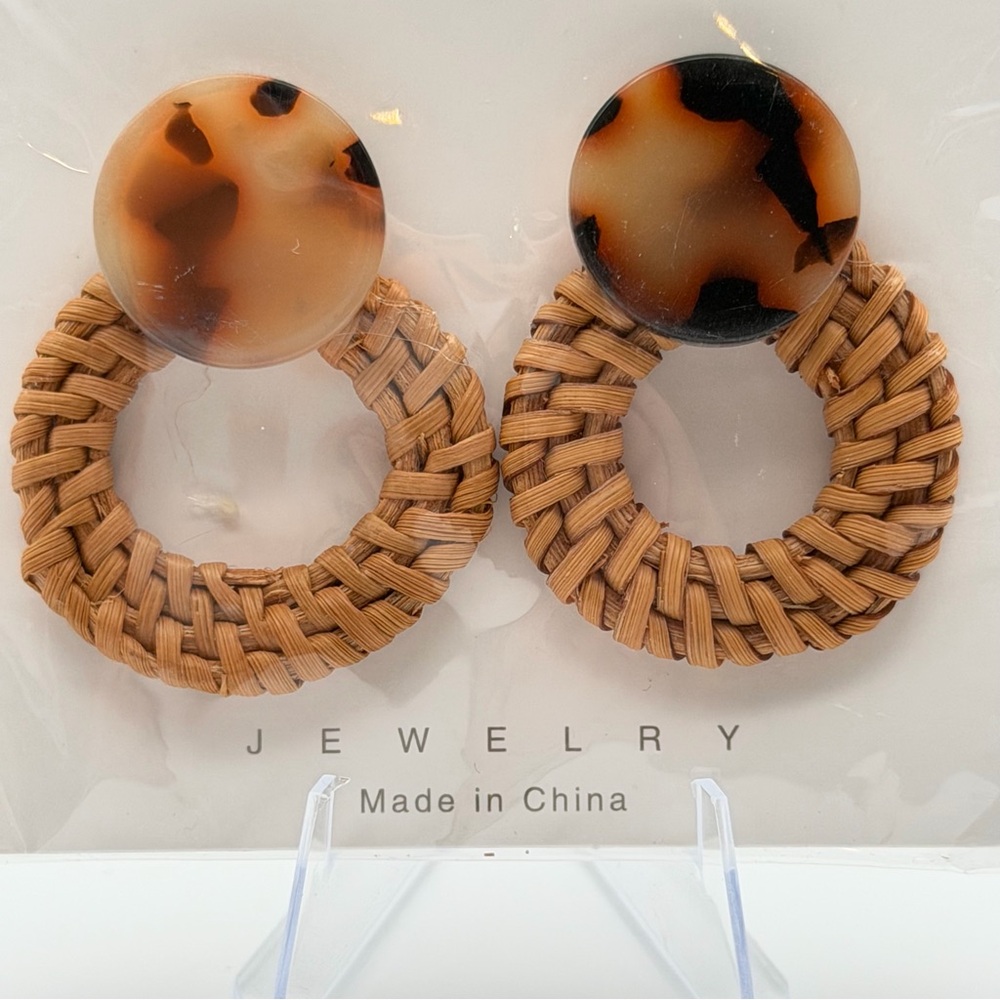 Lightweight Boho Woven Rattan‎ & Tortoise Shell Statement Drop Earrings